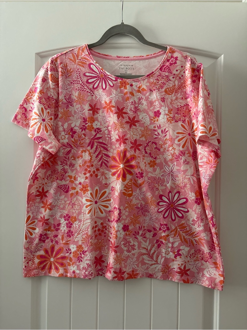 Talbots “The Talbots Tee” 2X Pink Floral Cotton Stretch Scoop Neck Tee EUC Basic